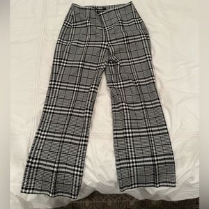 Zara Plaid Cropped Pants